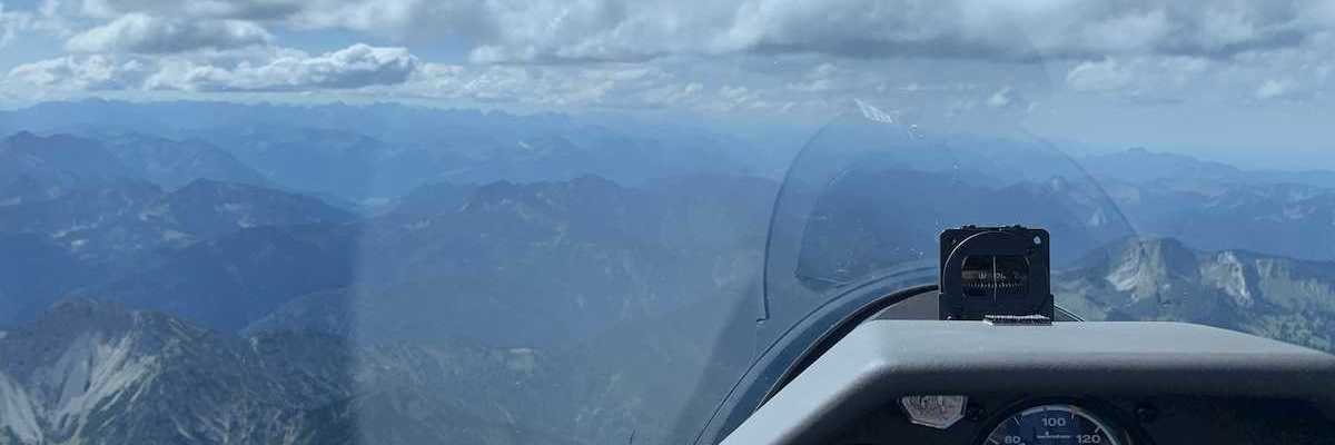 Verortung via Georeferenzierung der Kamera: Aufgenommen in der Nähe von Miesbach, Deutschland in 2500 Meter